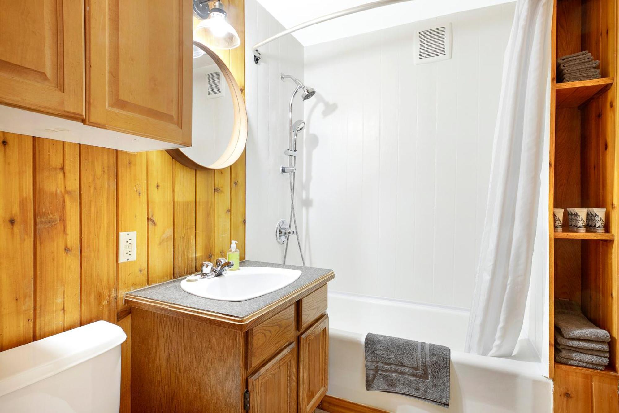 Elkhorn Lodge Vacation Rentals Banff Kamer foto